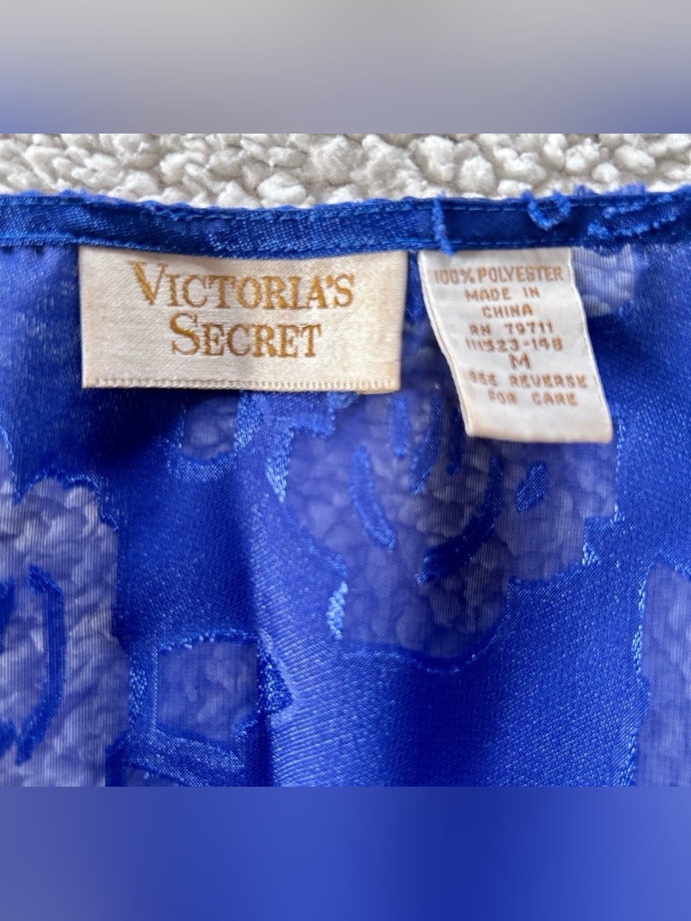 Victoria’s Secret Gold Label Vintage Set Blue Floral Burnout Button Up Vest - Picture 6 of 7